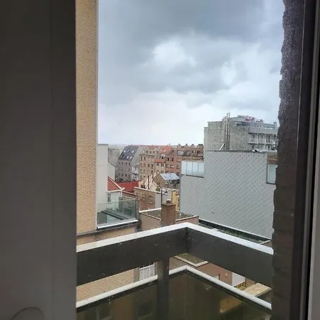 Zeezicht, Volledig Gerenoveerd Luxe Apartamento *